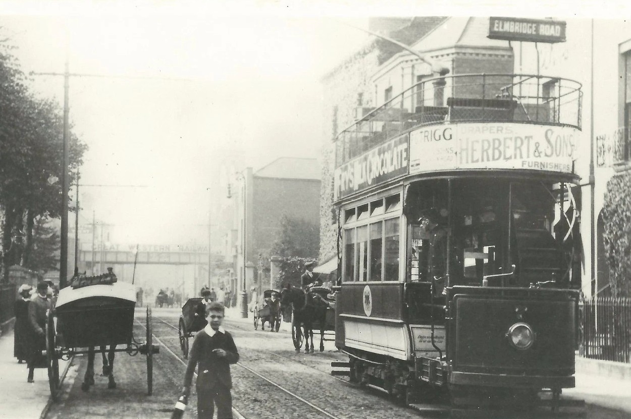 old trom Gloucester to Elmbridge
